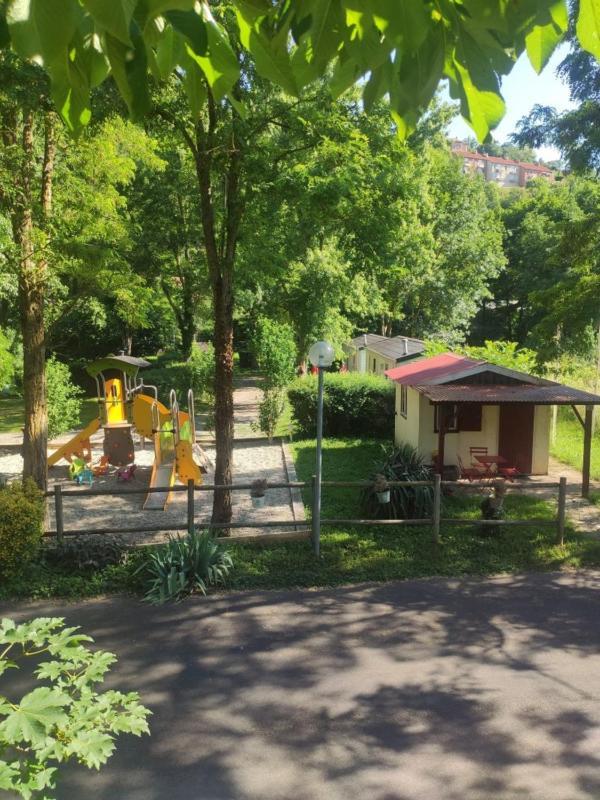 Camping Vert Lavande Belmont-sur-Rance Ngoại thất bức ảnh
